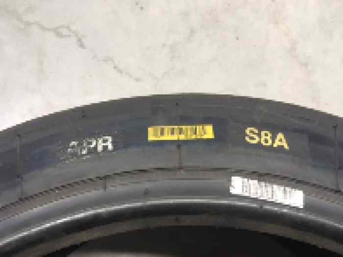 Pneus Michelin slick S8A 25/64-18 4