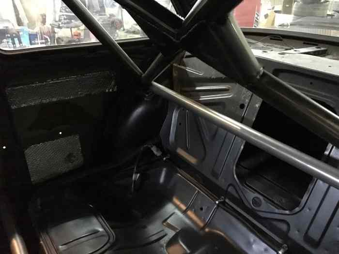 BMW 325i E30 GROUPE N 4
