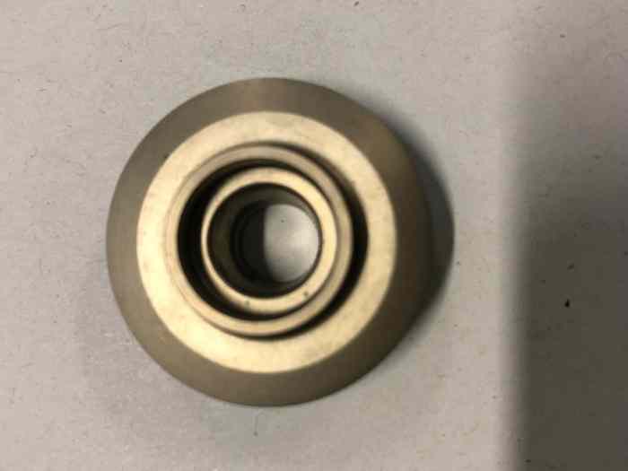 coupelles supérieures titane megane maxi / clio maxi  VENDUES 0
