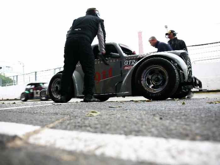 Location Legend Car ESTORIL / Pilotage sur circuit F1 2