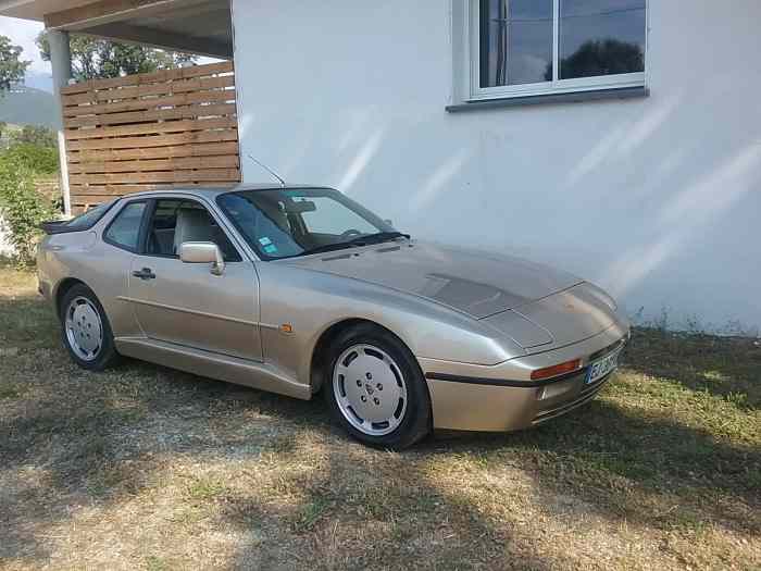 Av,Porsche targa Atmo 944.Mise en circulation 09/12/1987 1