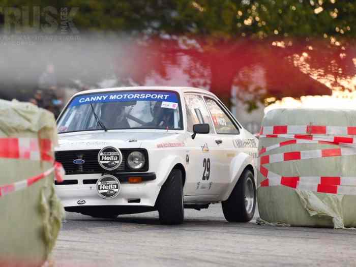 Ford escort groupe 4
