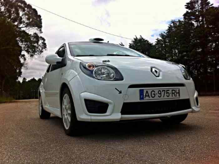 À vendre: Renault Twingo RS (R1/RC5) blessé