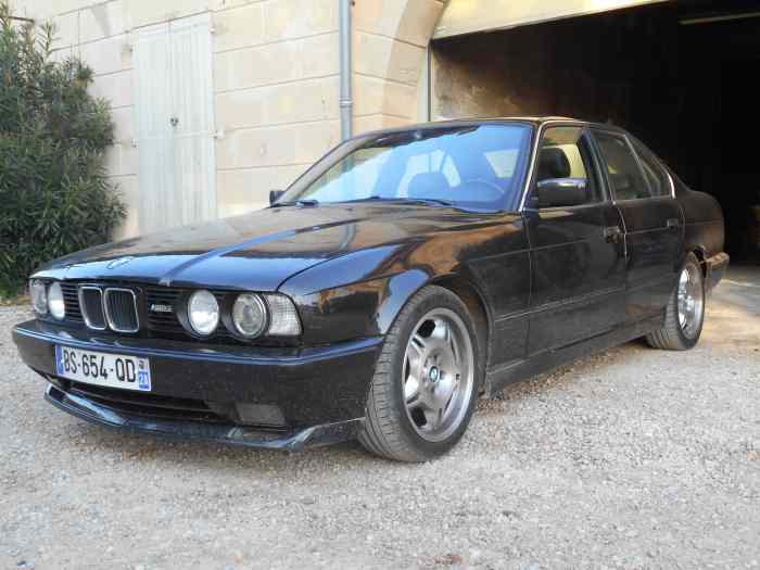 BMW 525 i E34 V8 PackM 0