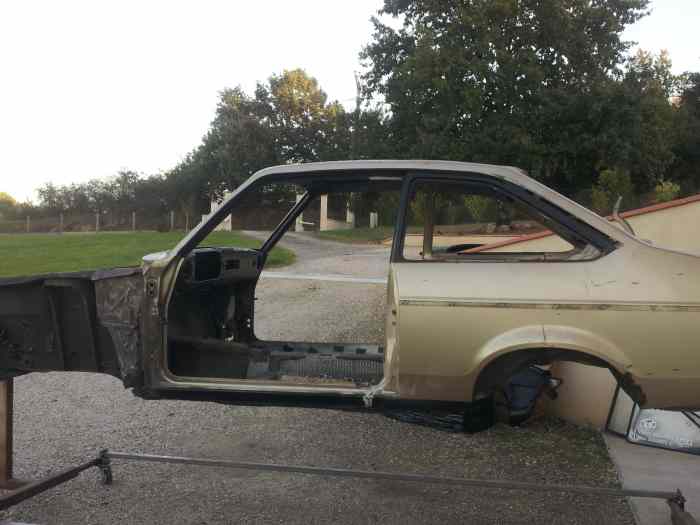 Caisse Escort MK2 0