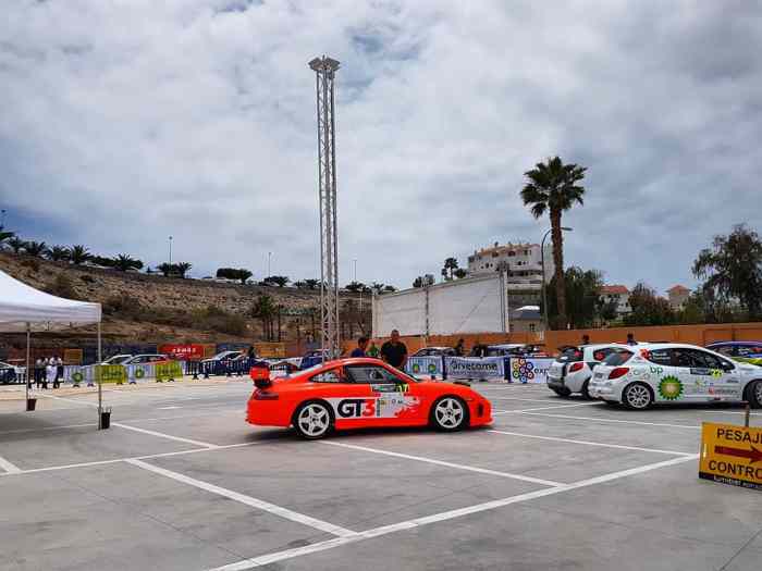 PORSCHE 996 GT3 RALLY 4