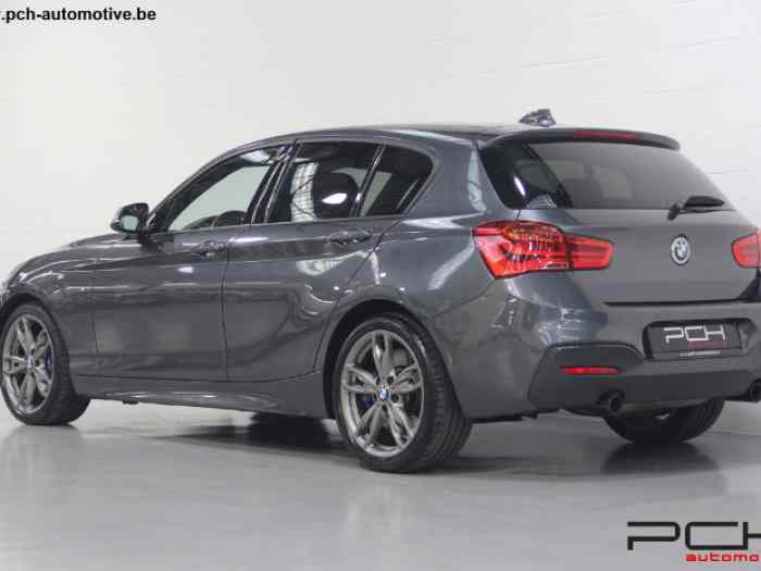 BMW M 135i 326cv sDrive Sporthatch Aut. 1