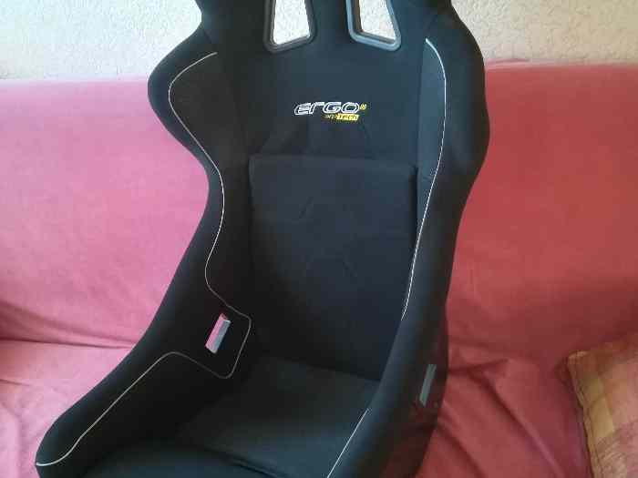 baquet sparco ergo II XL TBE valide fin 2020 sans oreilles 1