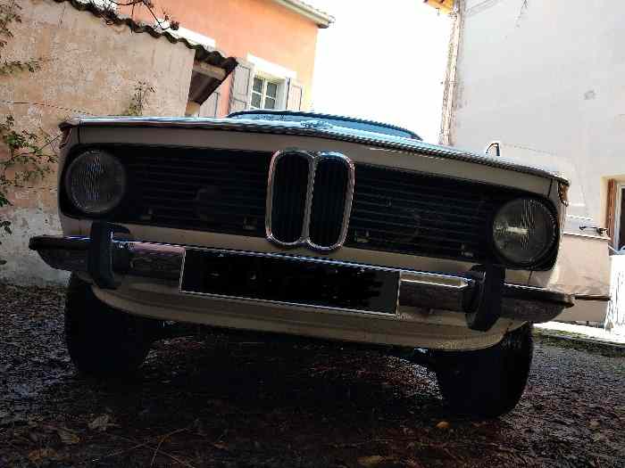 BMW 2002, Blanc Chamonix 5