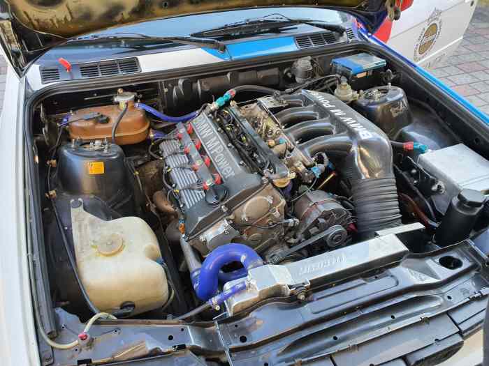 BMW E30 M3 EVO – photo 5 sur 6