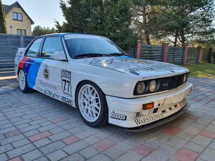 BMW E30 M3 EVO – photo 1 sur 6