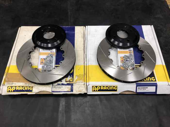 2 Disques ap racing 304X28mm + bols peugeot ou renault NEUF 1