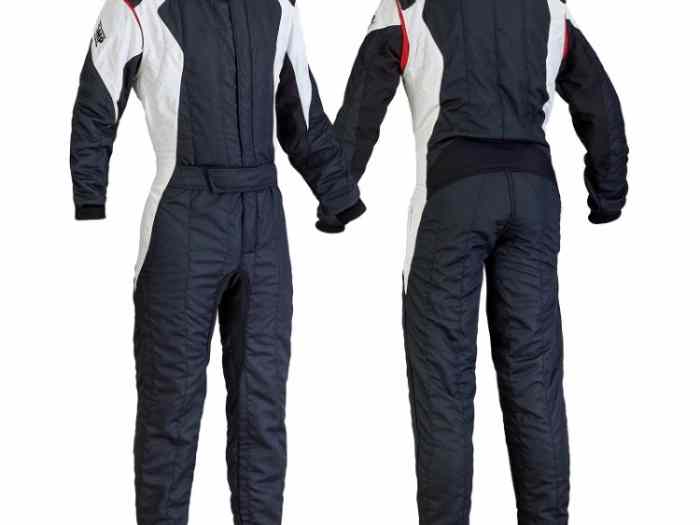 Combinaison FIA OMP neuve