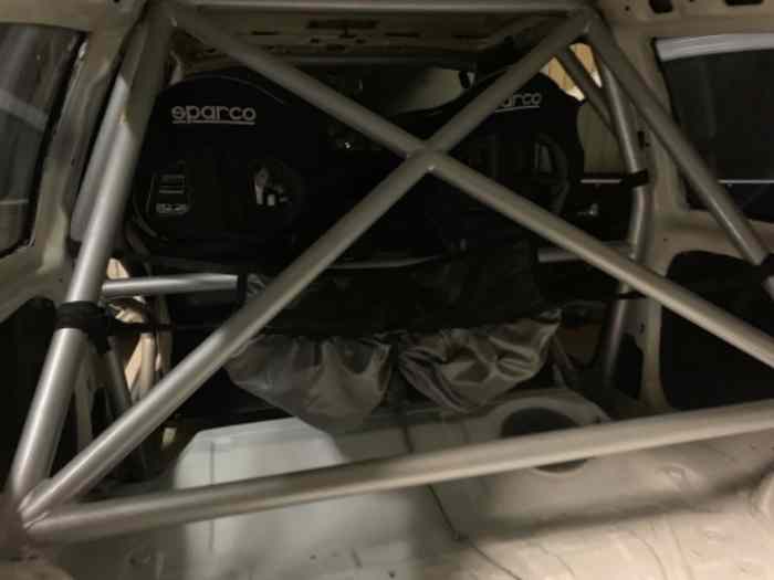 Clio f2000