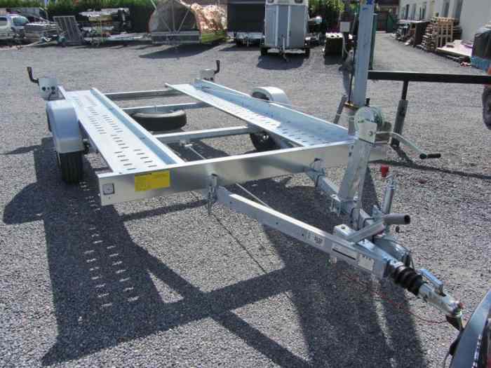 remorque satellite 1300kg de ptac