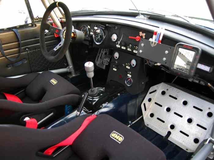 MG B MGB Roadster ST 1965 VHRS / VHC / Régularité 5