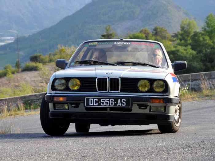 BMW 318i (E30) Automatique 1
