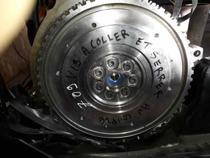 volant moteur neuf gr N Mégane 3 RS