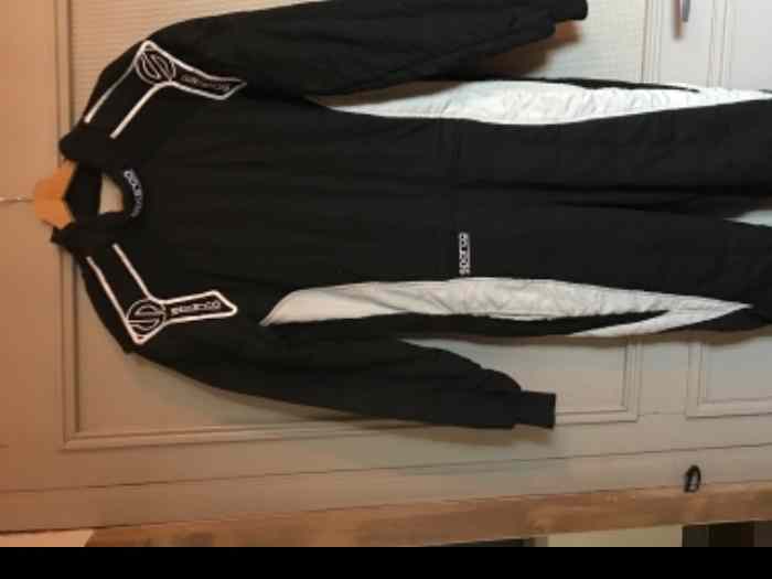 Combinaison Sparco taille 54