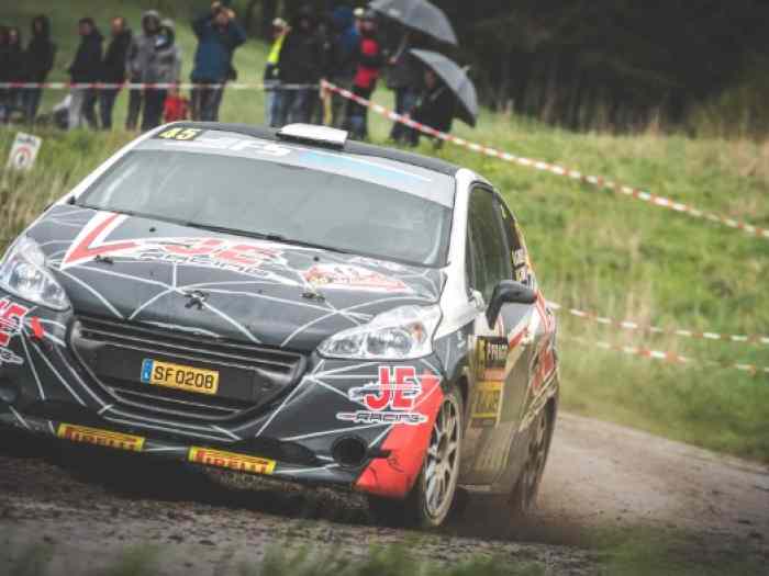 JERacing A louer 208 R2 full évos Peugeot sport 5