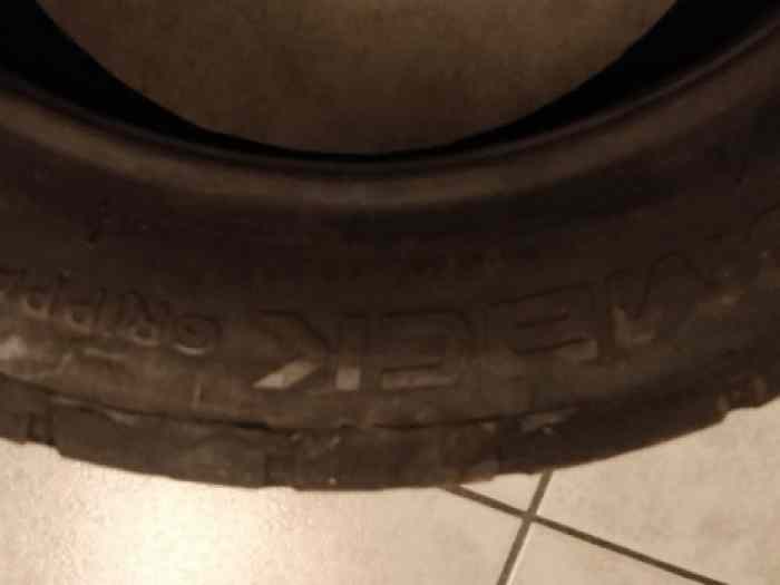 2 Pneu DMACK DMT-RC 225/45R15 très bon état 3