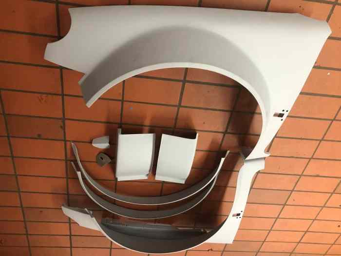 Kits carrosserie Saxo Kit Car / Super 1600 0