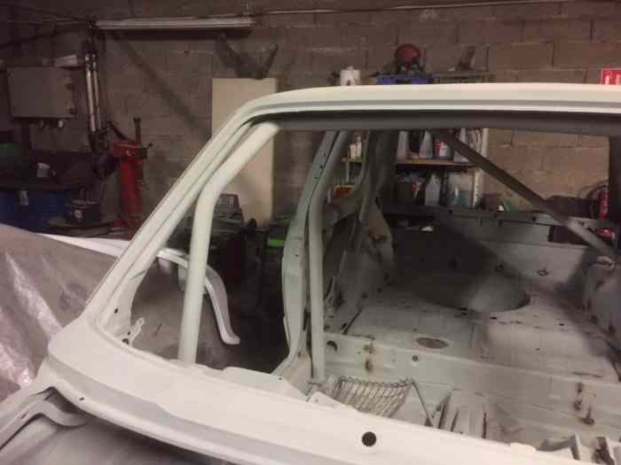 CAISSE + CG  GOLF GTI GROUPE A MK1 4