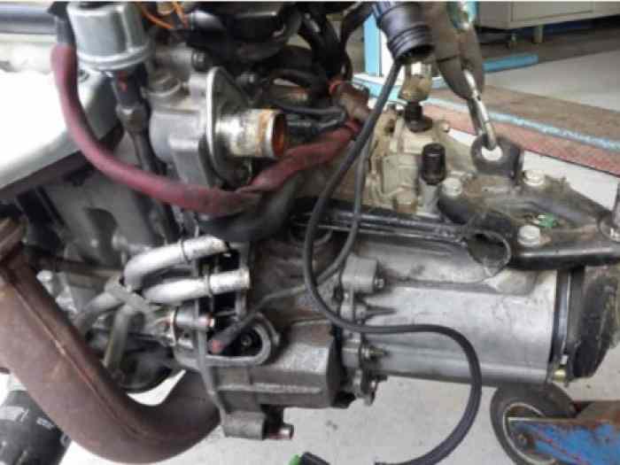 Peugeot 106 Rally 1.3 moteur/engine 3