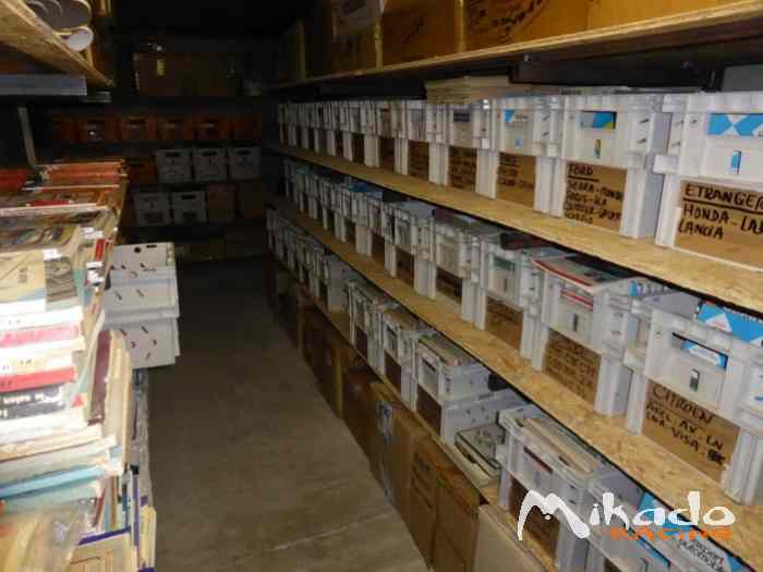 DERNIER LOT MARCHAND : 6000 revues techniques automobiles RTA ETAI EXPERT AUTOMOBILE 4