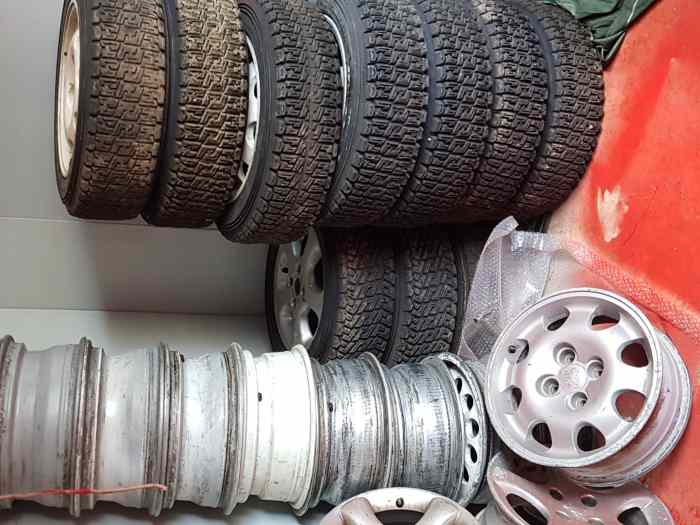pneu-terre-14-62-15-michelin-jante-peugeot-pi-ces-et-voitures-de