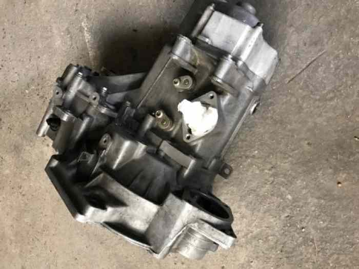 BOITE 6 VITESSES CRABOTS VW GOLF SEAT 02A - TBE - REVISEE 0