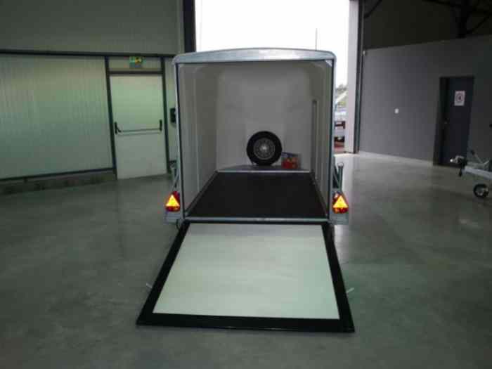A LOUER LOCATION REMORQUE PORTE MOTO & QUAD 1
