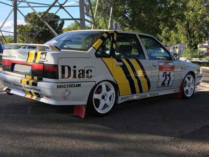 Renault 21 2 Litres turbo - pièces et voitures de course à vendre, de ...