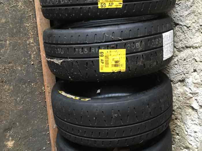 Av 4 Pirelli rk5 neuf en 18 0