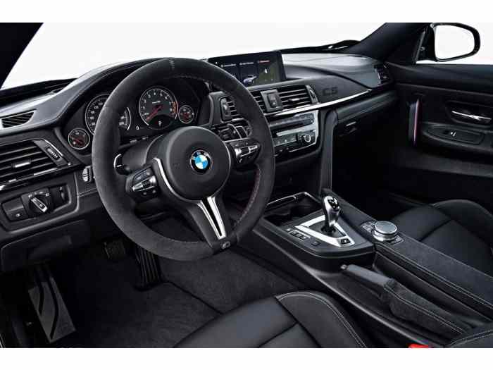 BMW M4 CS 460 CH LIMITED EDITION 2019 3