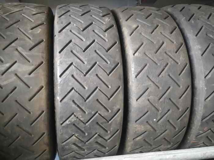 Pneus slick Michelin 13 pouces N20 et N00