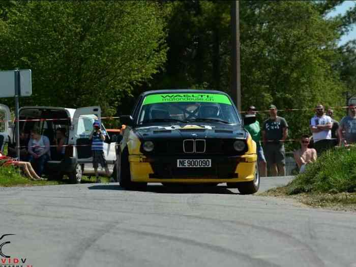 Vends bmw e30 v8 4 litres 0