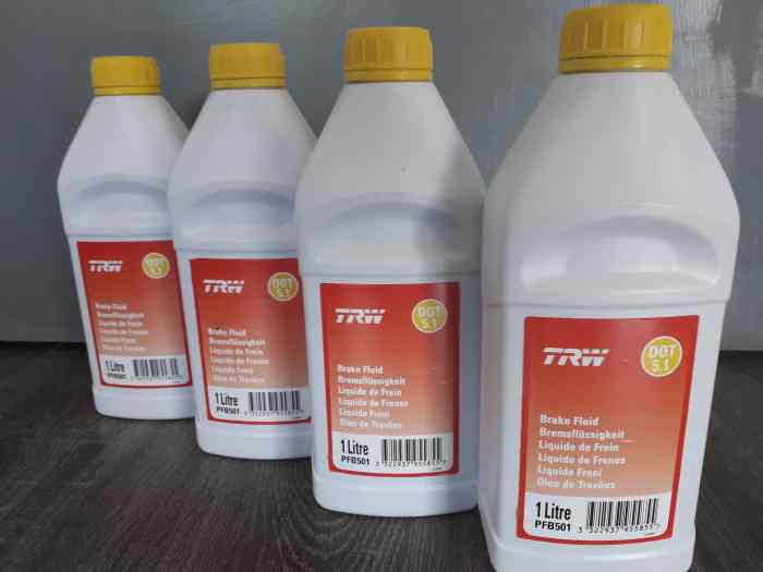 LIQUIDE DE FREIN NEUF TRW DOT 4 1 LITRE / DOT 5.1 (PFB501) 1 LITRE 1