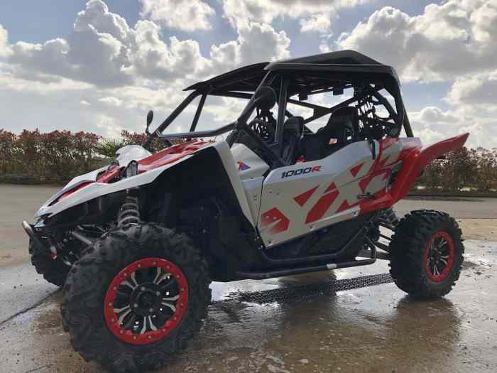 buggy yamaha YXZ 1000 1