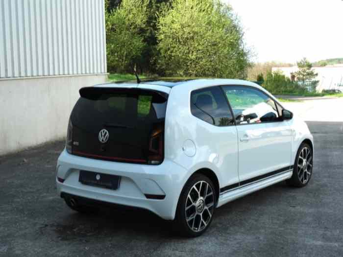VW Up GTI 3