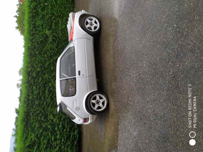 205 – photo 1 sur 6