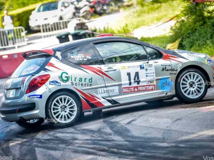 Vendue merci Mikado 207 R3T FULL EVO – photo 1 sur 6