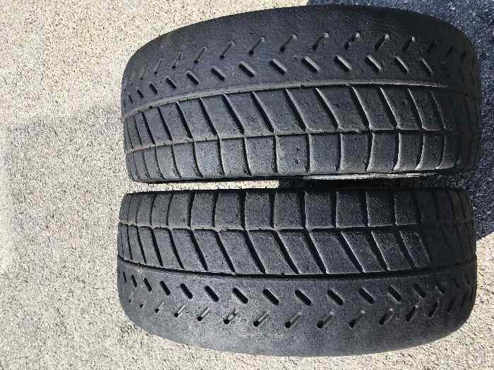 2 PNEUS P01 MICHELIN 18 POUCES pièces et voitures de course à vendre, de rallye et de circuit.