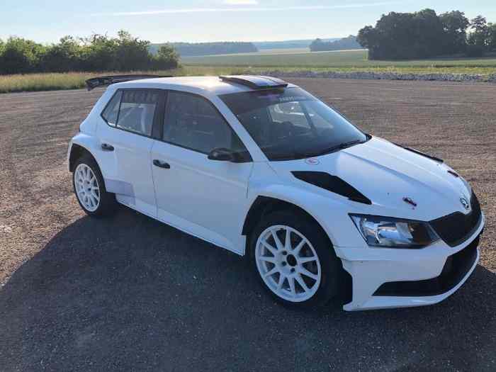 Skoda Fabia R5 #140 – photo 2 sur 6