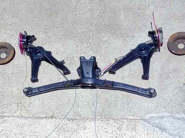 Traverse complète en frein a disque pour BMw e30.de 82 a 90 3