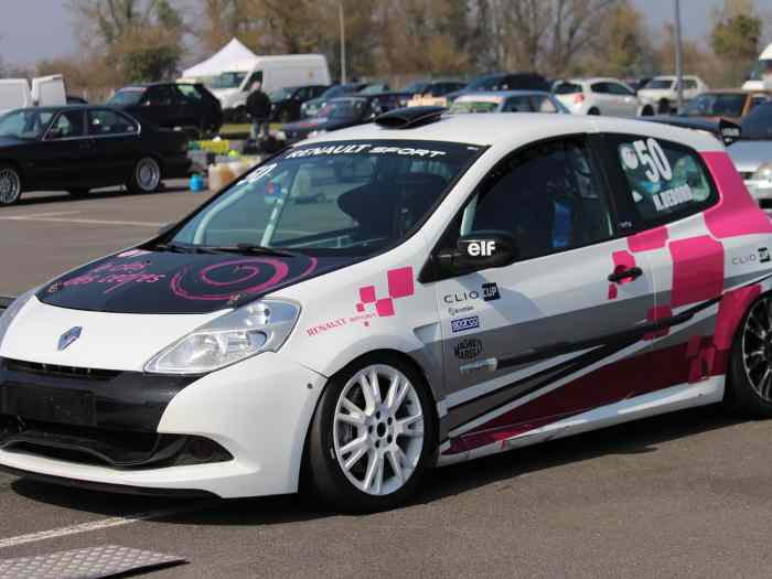 A VENDRE CLIO CUP 3 2