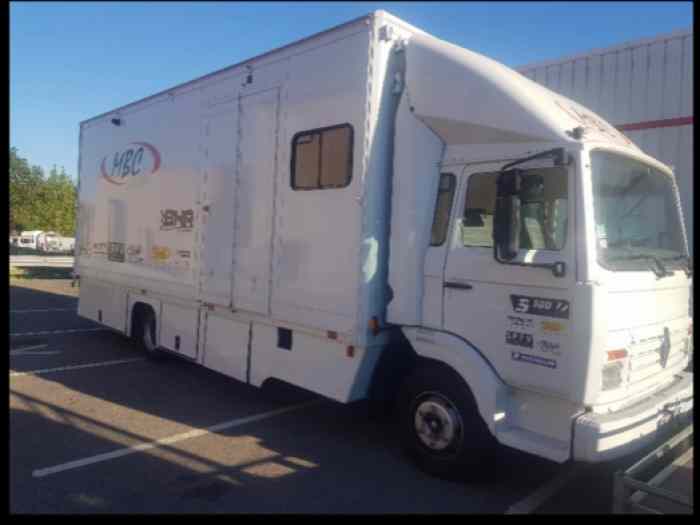 Camion atelier Midliner 180 VASP 0