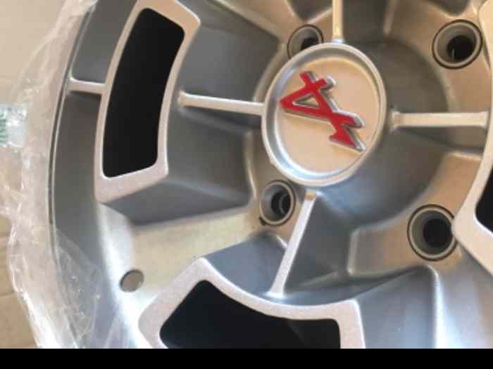 Jantes Alpine neuve