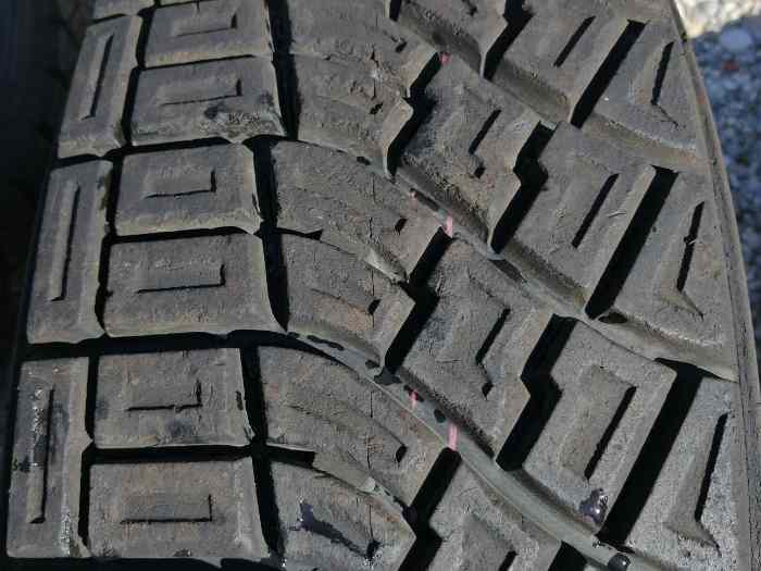 4 pneus TERRE KUMHO R900 15 pouces 2