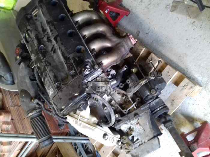 Moteur complet ew10j4 (206 s16) 0